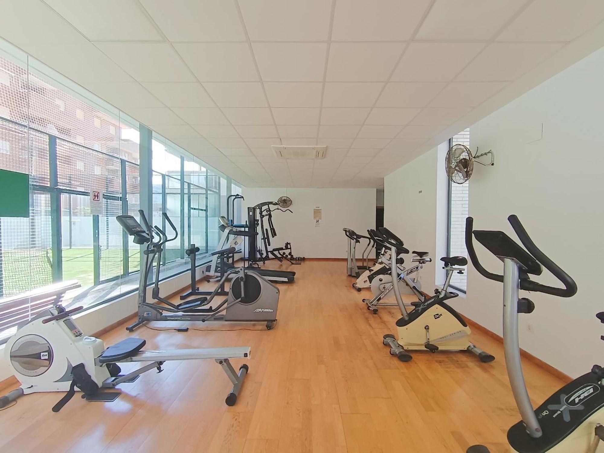 Апартаменти Ayf 200M Del Mar 2 Piscinas Pista De Padel Y Gym Оропеса-дель-Мар Екстер'єр фото